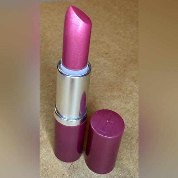 NWOB Clinique Love Pop Lipstick - Picture 1 of 5